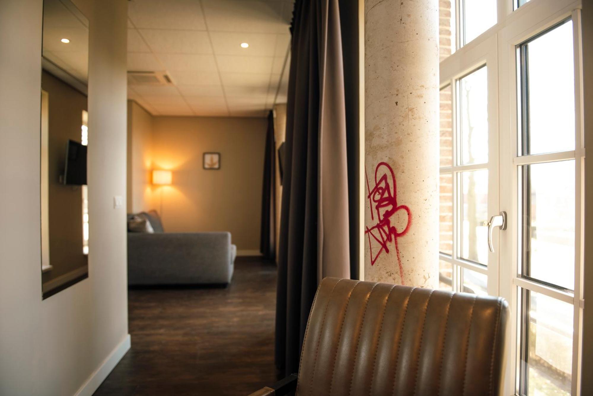 Hotel De Kastanjefabriek 4*